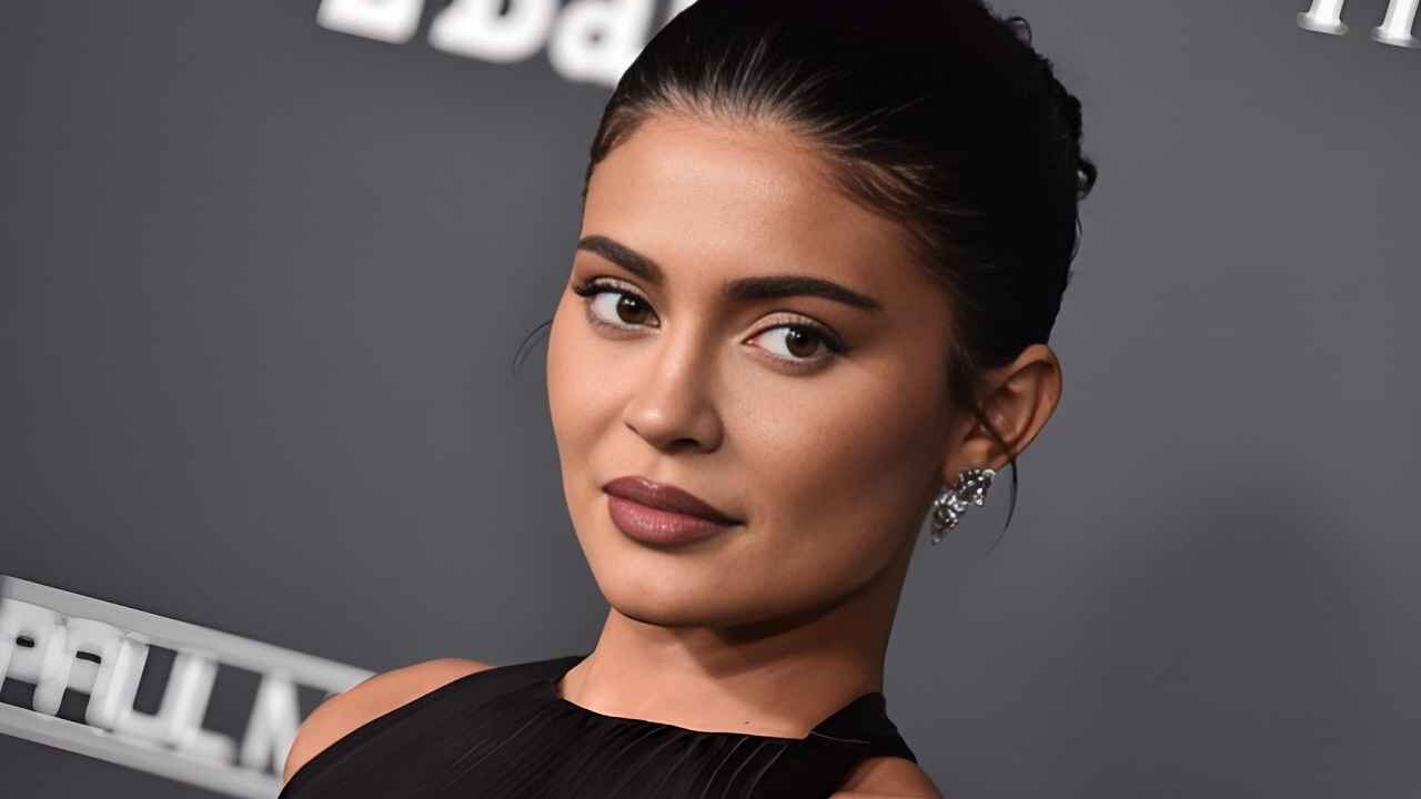 Kylie-Jenner-Net-Worth